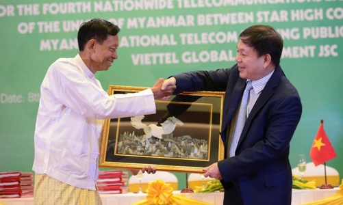 Viettel nhận giấy phép đầu tư 2 tỷ USD tại Myanmar