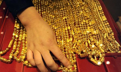 Thế giới tuần 18-24/7: Lợi thế của vàng