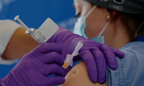 Các quốc gia đã đặt mua bao nhiêu vaccine Covid-19?