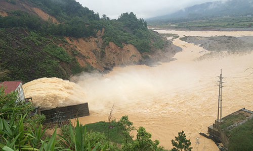 Thủ tướng: Làm rõ trách nhiệm việc thủy điện Hố Hô xả lũ 