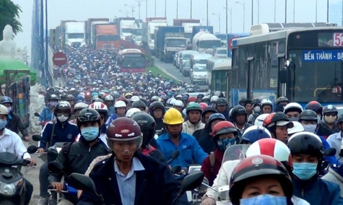 “Túi tiền quốc gia” đã đầy hơn, có nên tăng thuế môi trường xăng dầu?