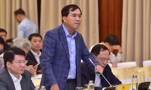 Lãnh đạo Bộ Xây dựng nêu giải pháp hạ giá nhà