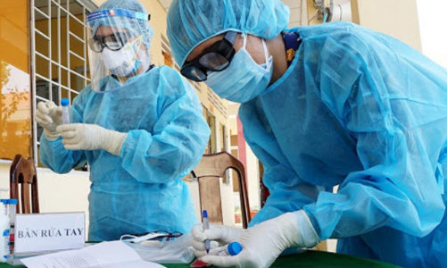 Hà Nội xét nghiệm người về từ vùng dịch Hải Dương, Quảng Ninh trước 1/2/2021