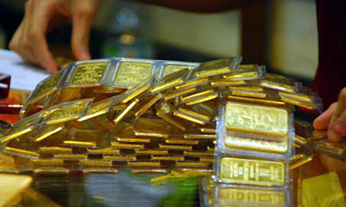 Bù lỗ vàng cho đại gia?