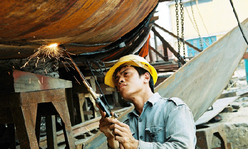 Đại biểu Quốc hội lo phía sau của “ổn định” kinh tế