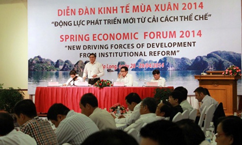 Tái cơ cấu kinh tế: Vì sao 3 năm vẫn chậm?