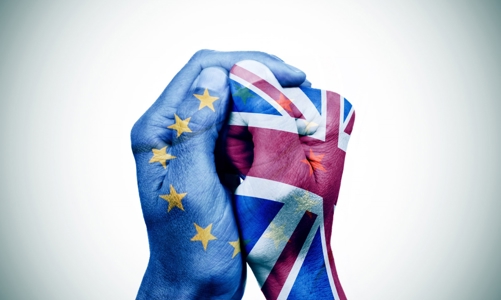 Brexit: Một lối đi, hai ngả đường  