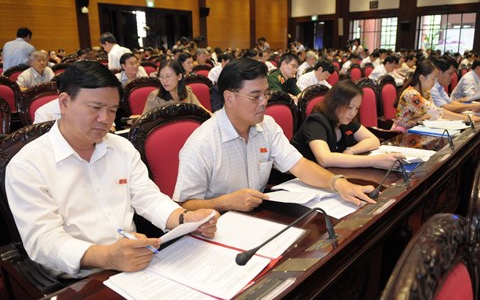 Giám sát nợ công khó đến mức nào?