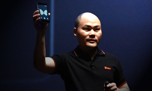 Góc nhìn: Bphone, chiến lược số hai để trở thành số một