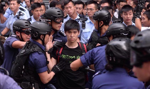 Biểu tình ở Hồng Kông lộ rõ khoảng cách thế hệ