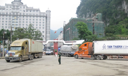 Lãnh đạo Lạng Sơn bác tin đồn đóng cửa khẩu