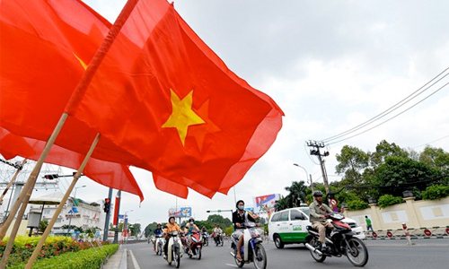 “Nguyên nhân cơ bản” của hàng loạt nút thắt thể chế