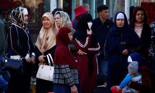 Trung Quốc cấm người Hồi giáo Tân Cương đeo mạng che mặt