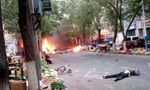 13 người chết trong vụ tấn công đồn cảnh sát ở Tân Cương