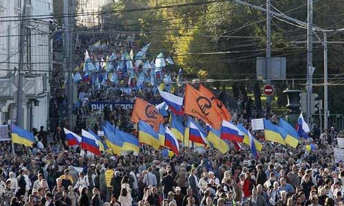 Dân Nga biểu tình phản đối can thiệp vào Ukraine