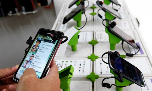 HTC nhảy vào phân khúc smartphone giá “bèo”