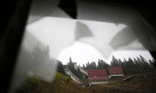 Vẻ điêu tàn ở khu thi đấu Olympic mùa đông 1984