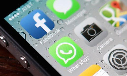 Facebook thâu tóm WhatsApp: Đắt cũng phải mua?