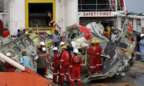 Phụ lái điều khiển QZ8501 trước khi máy bay rơi