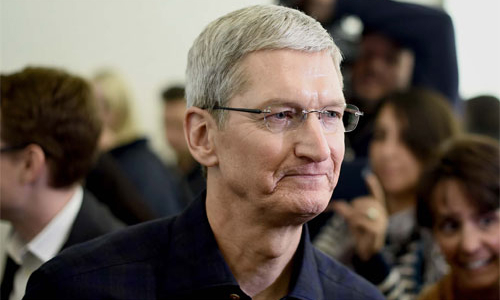 Apple tăng gấp đôi thù lao cho sếp tổng
