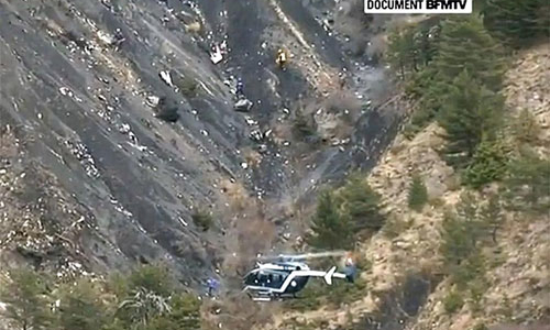 Vụ máy bay Airbus rơi: Đã thấy hộp đen, 150 người thiệt mạng