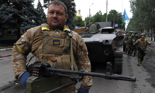 Phe nổi dậy ở miền Đông Ukraine rút về căn cứ cuối cùng