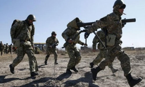 Chiến sự ở miền Đông Ukraine bất ngờ leo thang