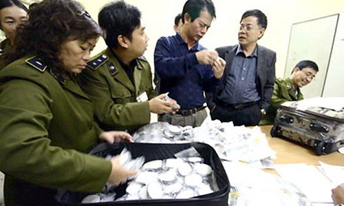 Chống buôn lậu phải “đánh trúng đối tượng cầm đầu”