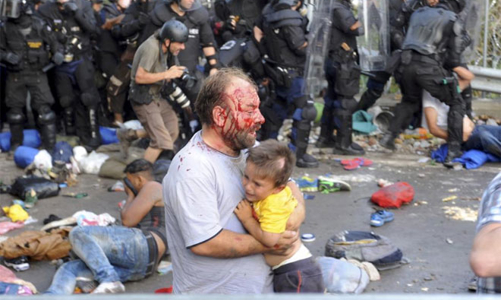 Cận cảnh Hungary mạnh tay trấn áp dân di cư