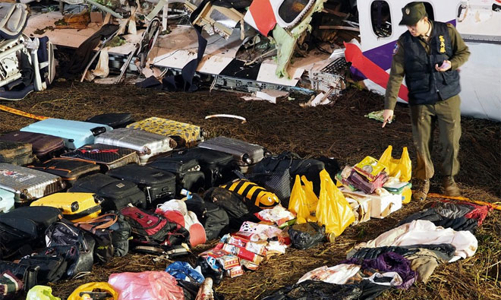 Cận cảnh hiện trường rơi máy bay TransAsia ở Đài Loan