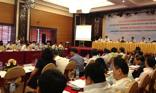 Lãi suất, nợ xấu... dưới góc nhìn Diễn đàn Kinh tế Mùa xuân