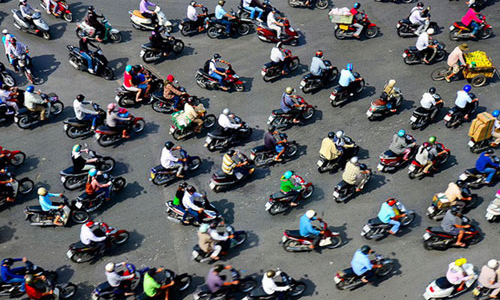 Hàng loạt tỉnh thành muốn bỏ phí đường bộ với xe máy