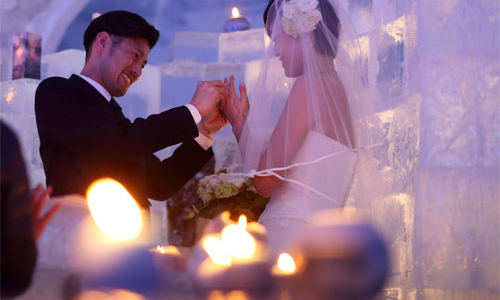 Kinh tế chậm phục hồi, Nhật ngày càng ít đám cưới