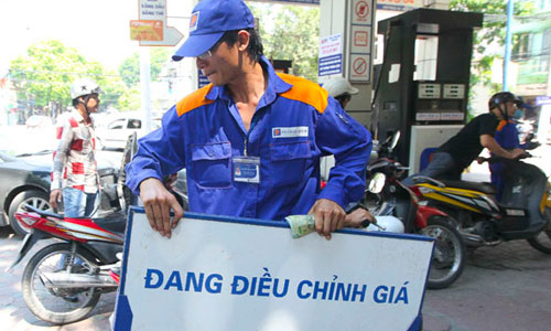 Giá xăng dầu đã “đảm bảo hài hòa lợi ích”
