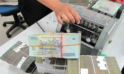 Sau hai năm, vẫn nặng nợ lãi suất cao