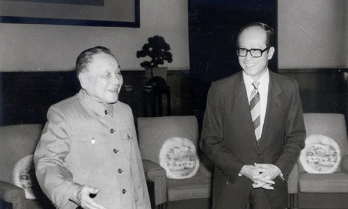 Tỷ phú số một Hồng Kông lặng lẽ rút khỏi Trung Quốc