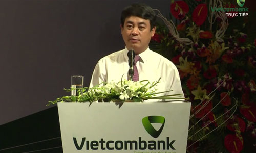 Chủ tịch Vietcombank cảnh báo rủi ro