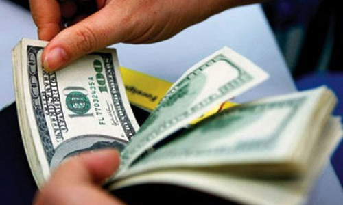 Lãi suất rơi sâu, tỷ giá USD/VND tăng nhanh