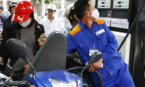 Giá xăng lại tăng vì doanh nghiệp lỗ