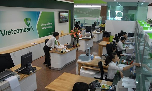Vietcombank: Lãi vay xuống thấp, lợi nhuận 2013 sát kế hoạch
