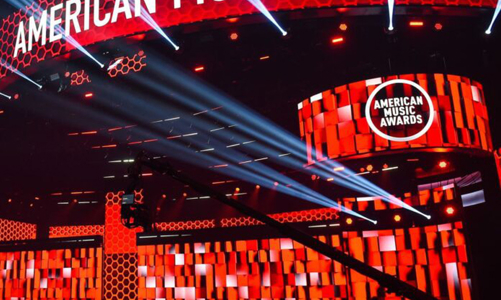 Giải thưởng Âm nhạc Mỹ 2020 đã gọi tên Taylor Swift