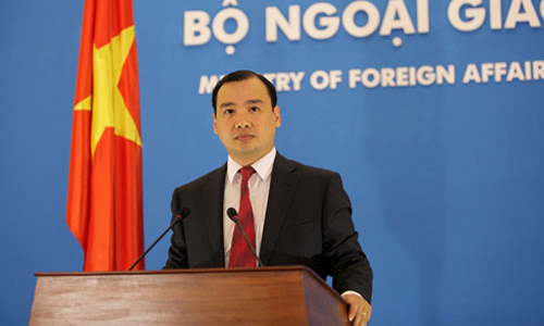 Giàn khoan Trung Quốc cách bờ biển Việt Nam 120 hải lý