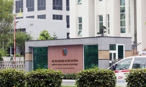 Cấm các bộ ngành cho thuê, sử dụng hai trụ sở