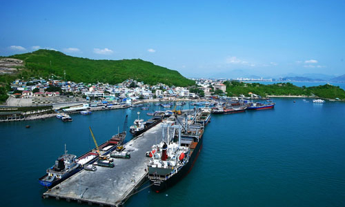 Vingroup mua trọn cổ phần của Vinalines ở cảng Nha Trang