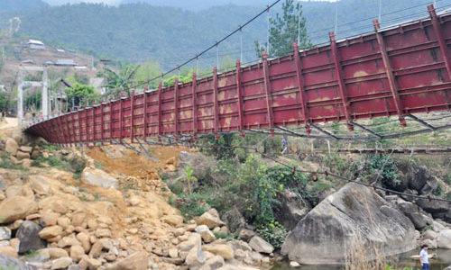 Yêu cầu rà soát chất lượng cầu treo trên cả nước