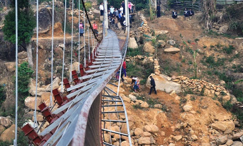 Thủ tướng yêu cầu làm rõ nguyên nhân sập cầu ở Lai Châu