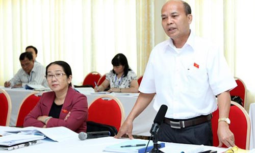 Đồng ý tăng bội chi để đóng tàu sắt cho ngư dân