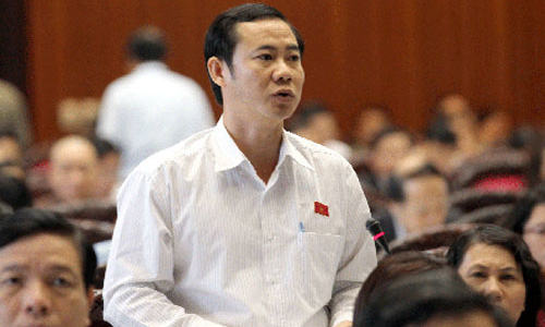 Lấy nhà của dân, sao lại “xem xét bồi thường”?