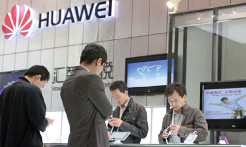 Huawei vẫn tăng trưởng mạnh dù “gặp khó”