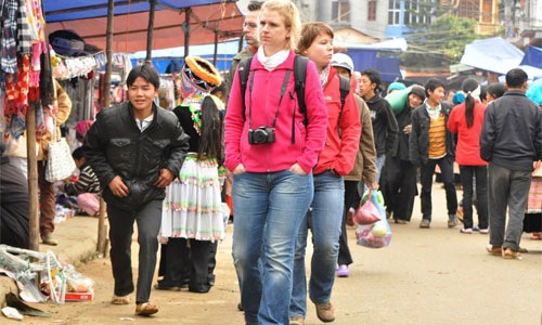 Hàng loạt đối tượng sắp được miễn thị thực vào Việt Nam